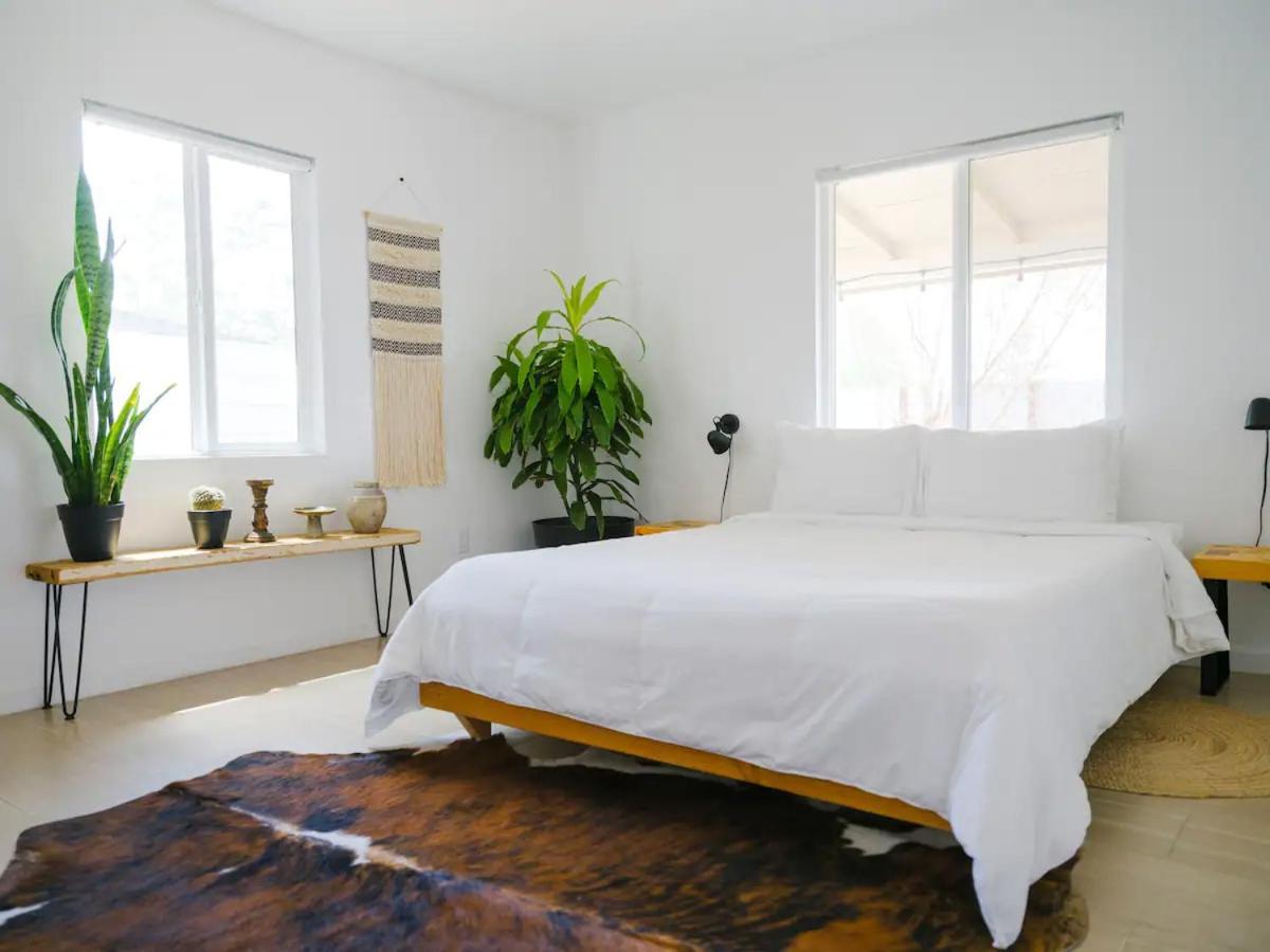 The Zen - Outdoor Shower, Gas Fireplace, Walkable To Shops & Restaurants Joshua Tree Esterno foto