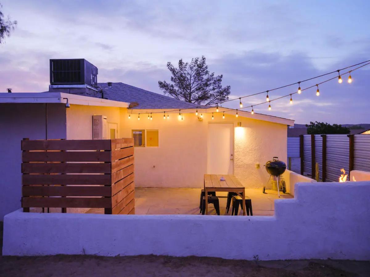 The Zen - Outdoor Shower, Gas Fireplace, Walkable To Shops & Restaurants Joshua Tree Esterno foto