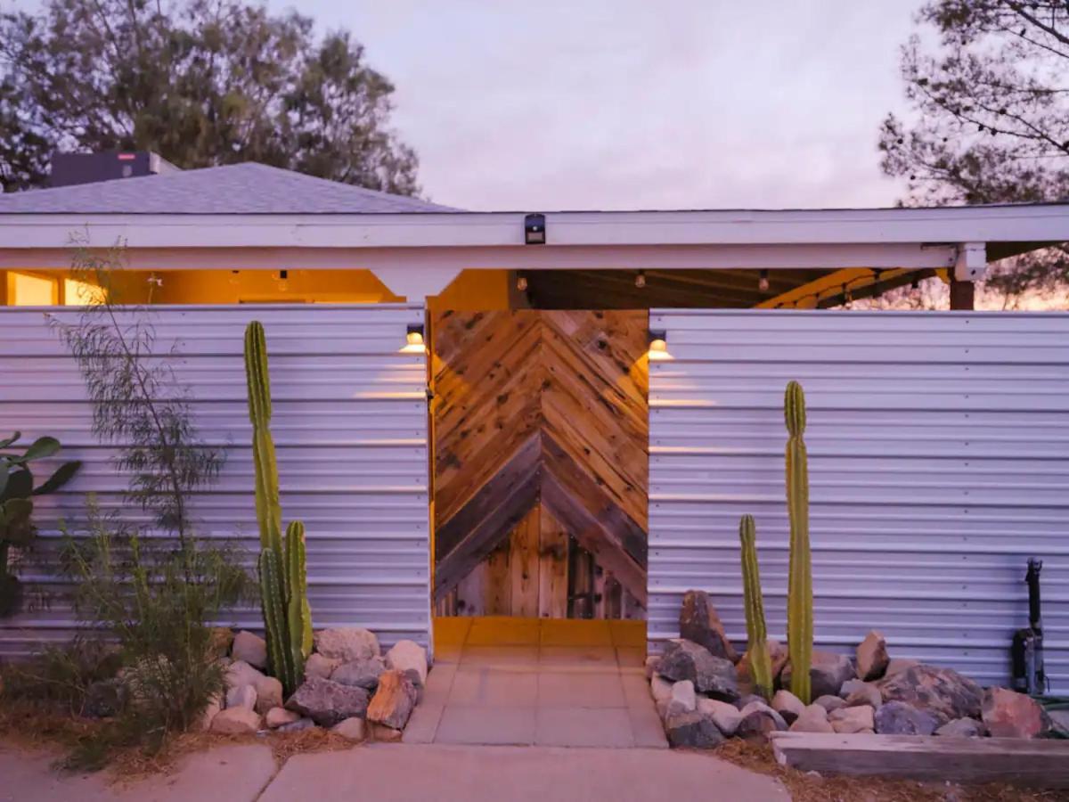 The Zen - Outdoor Shower, Gas Fireplace, Walkable To Shops & Restaurants Joshua Tree Esterno foto